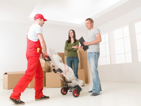 Secure Hammersmith storage unit with surveillance cameras